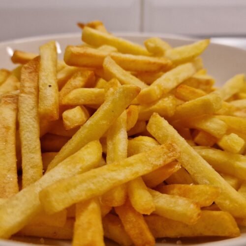 Frozen French fries in air fryer