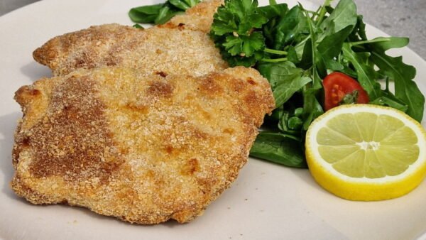 Pork schnitzel in air fryer