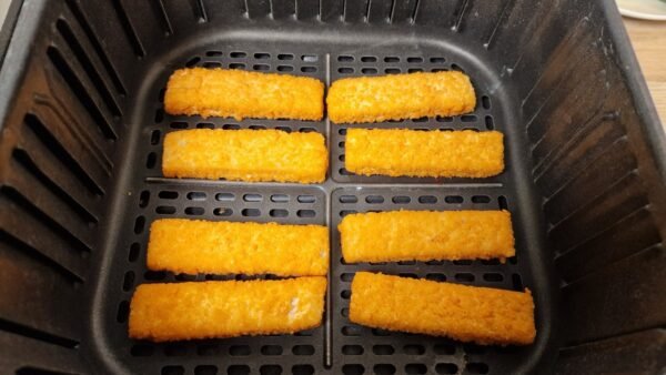 Air fryer fish fingers before cooking