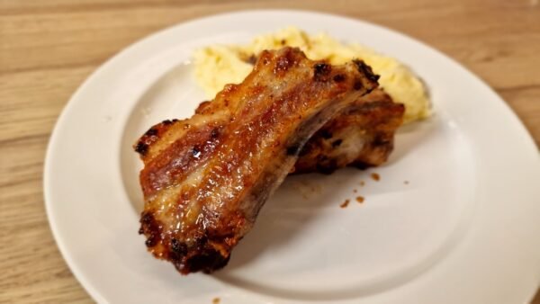 Air fryer ribs with mashed potatoes